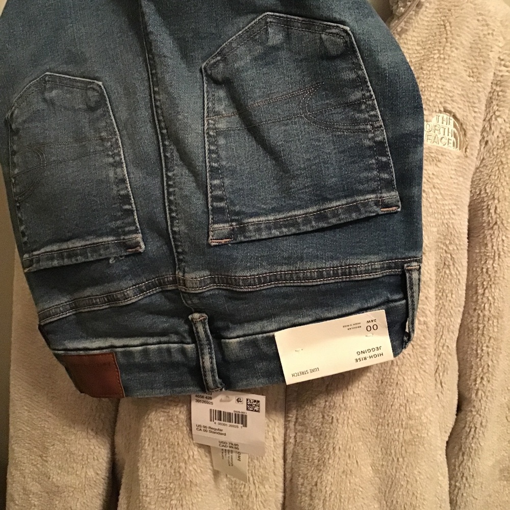 🔥#400, Best offers, NWT, American Eagle, inseam 9inches, waist=12inches,